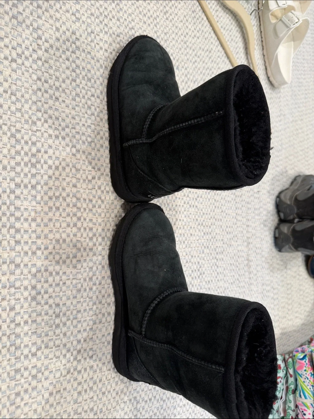 UGG classic black